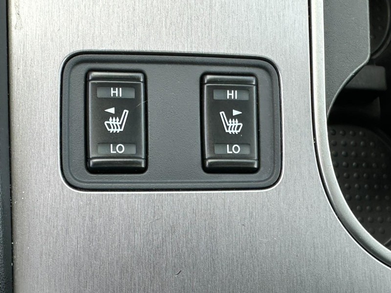 Nissan Murano Vehicle Image 20