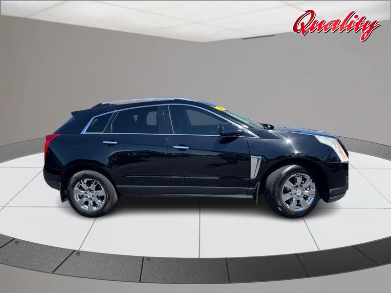 Cadillac SRX Vehicle Image 02