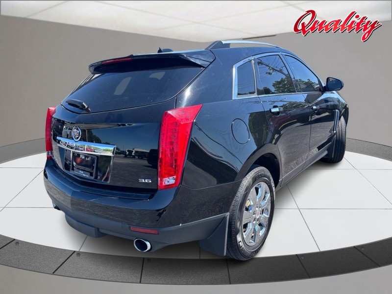Cadillac SRX Vehicle Image 03