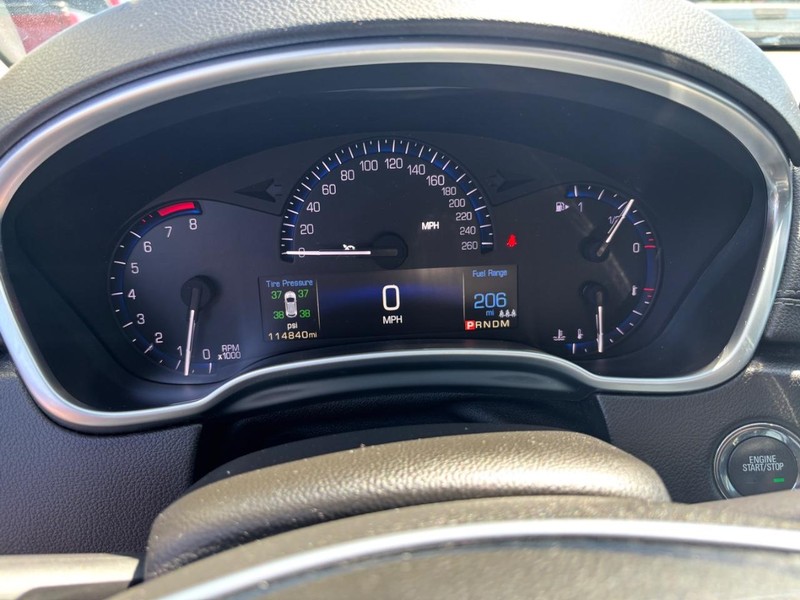 Cadillac SRX Vehicle Image 17