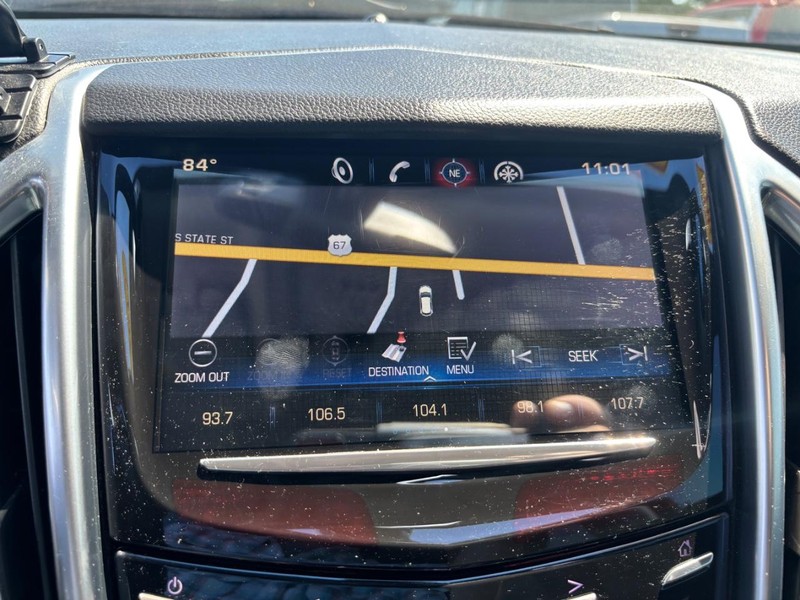 Cadillac SRX Vehicle Image 18