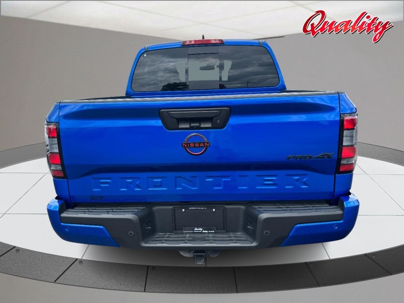 Nissan Frontier Vehicle Image 04