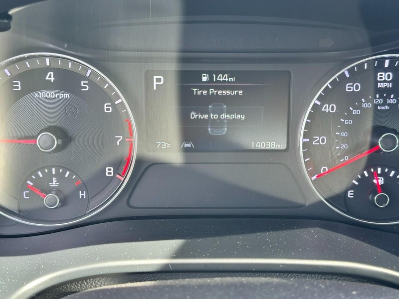 Kia Forte Vehicle Image 17