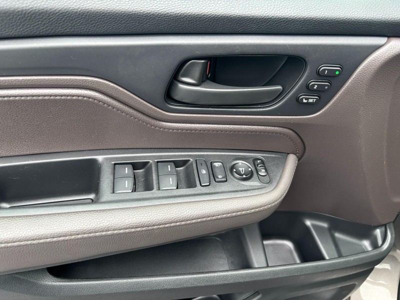 Honda Odyssey Vehicle Image 09