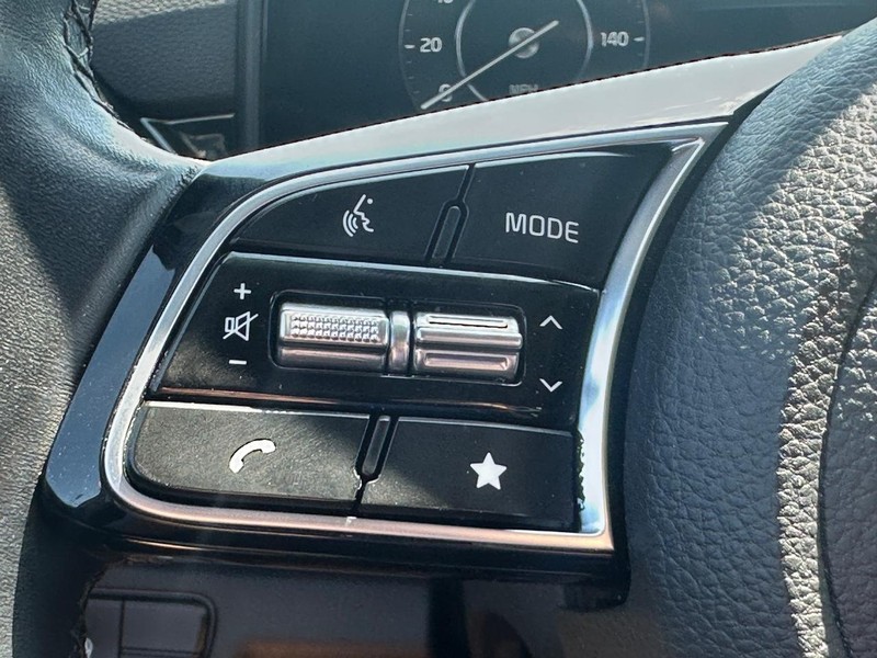 Kia Seltos Vehicle Image 14