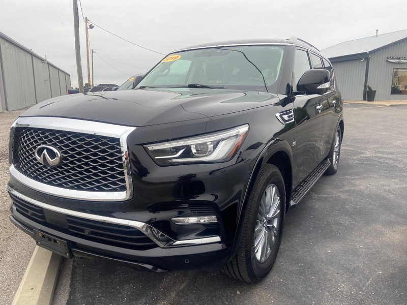 INFINITI QX80 Vehicle Image 03