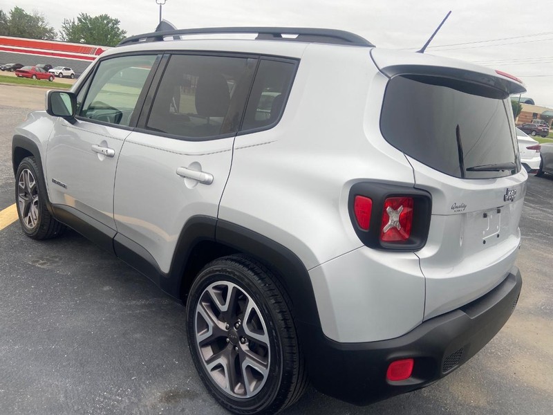 Jeep Renegade Vehicle Image 04