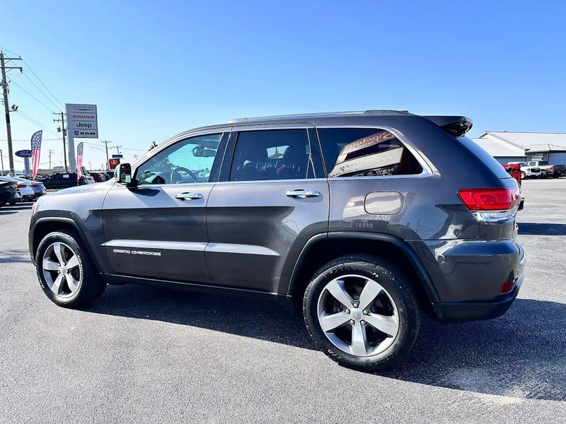 Jeep Grand Cherokee Vehicle Image 04