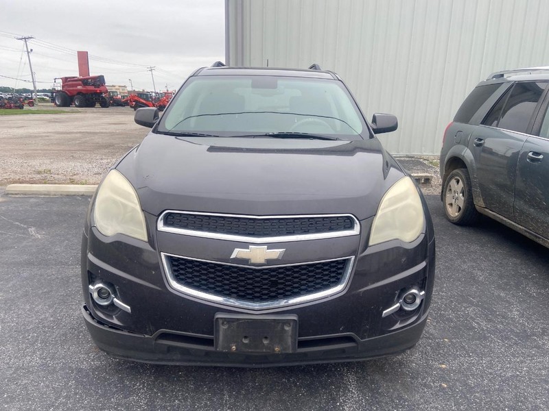 Chevrolet Equinox Vehicle Image 02