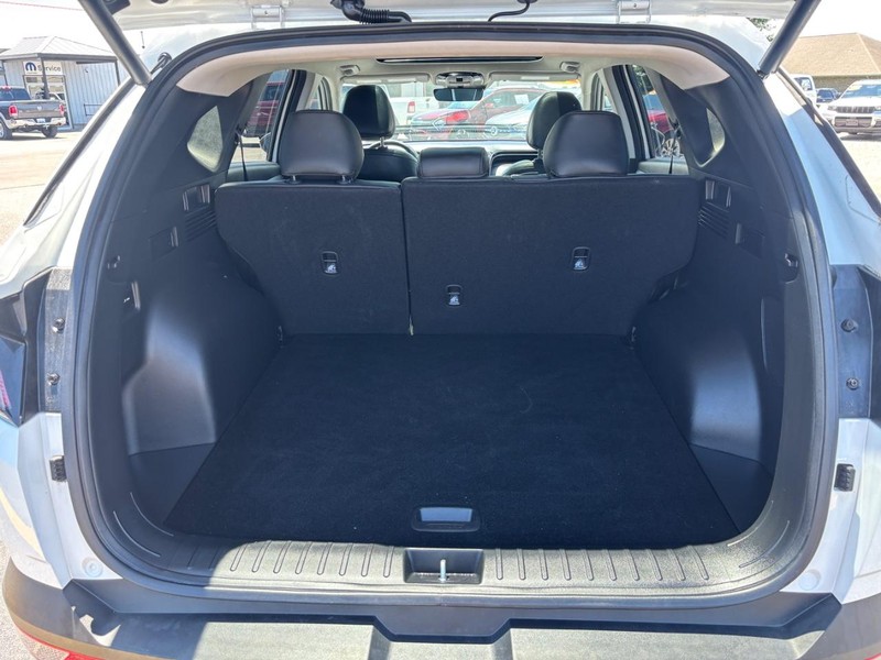 Hyundai Tucson Vehicle Image 06