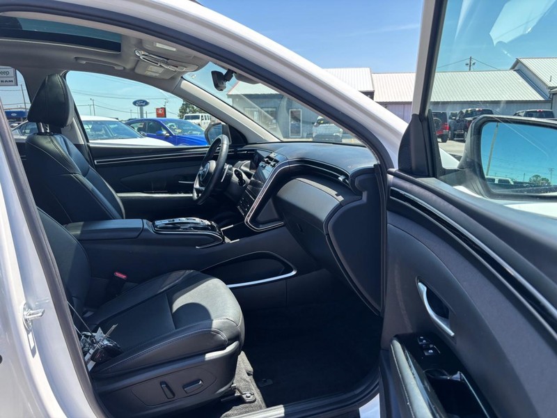 Hyundai Tucson Vehicle Image 11