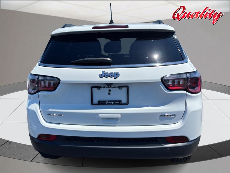 Jeep Compass Vehicle Image 04
