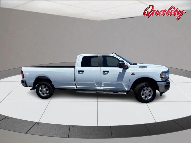 Ram 3500 Vehicle Image 02