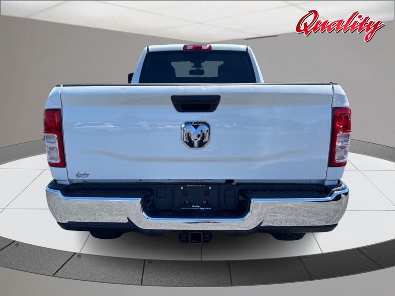 Ram 3500 Vehicle Image 04