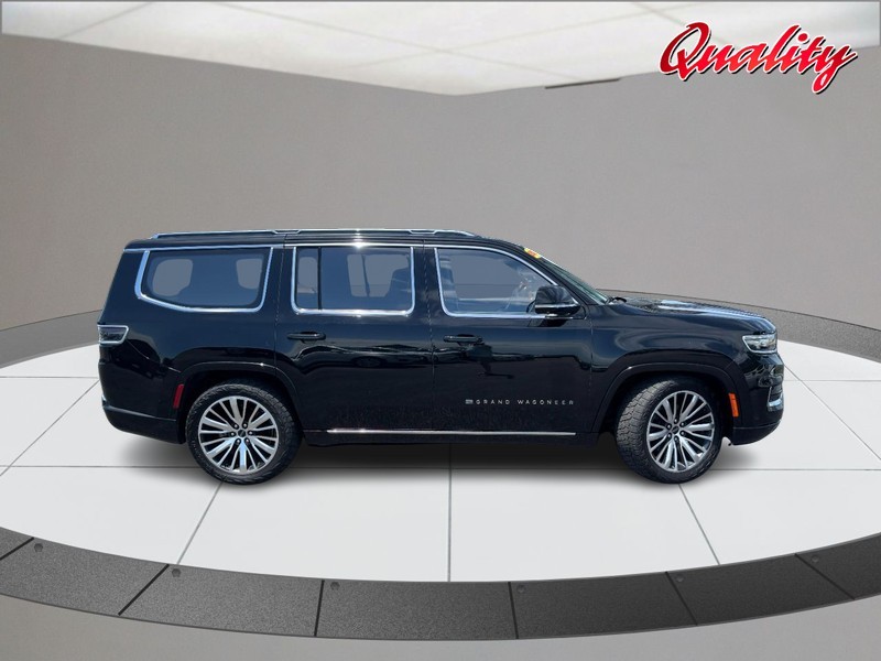 Jeep Grand Wagoneer Vehicle Image 02