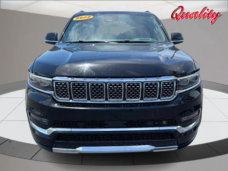 Jeep Grand Wagoneer Vehicle Image 10