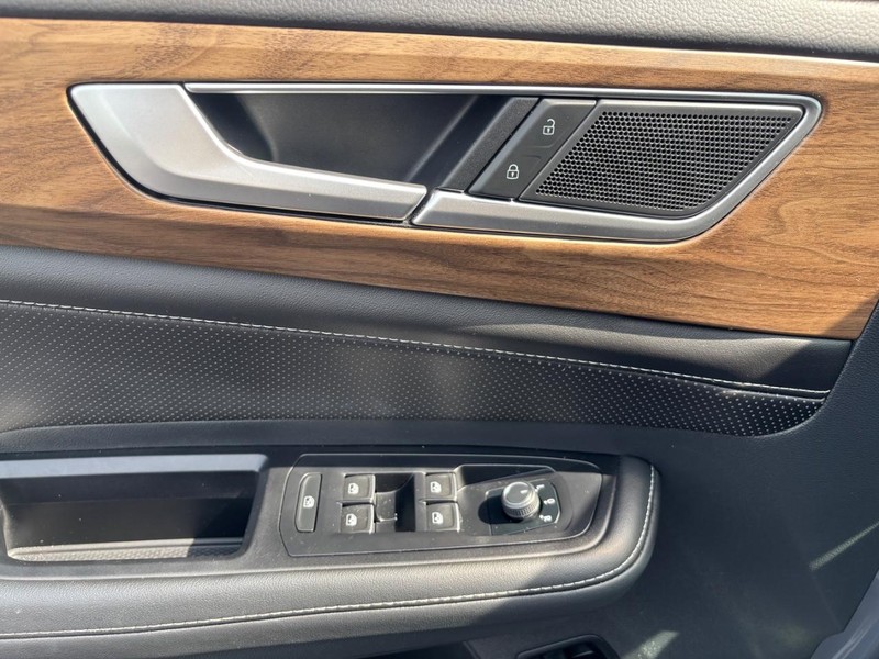 Volkswagen Atlas Vehicle Image 09