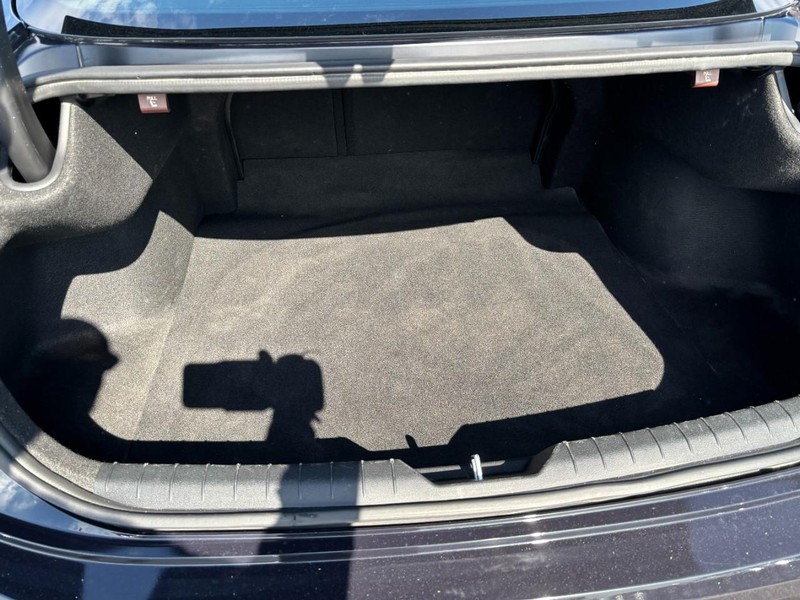 Hyundai Sonata Vehicle Image 06