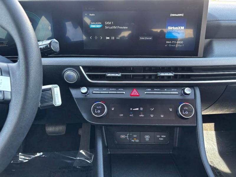Hyundai Sonata Vehicle Image 15