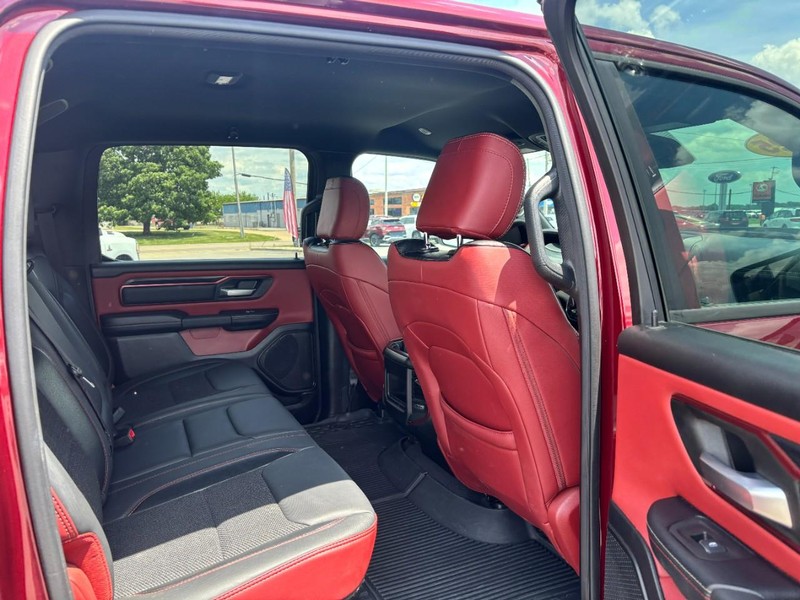 Ram 1500 Vehicle Image 12