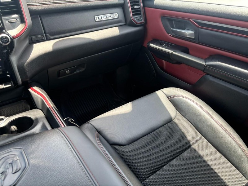Ram 1500 Vehicle Image 16