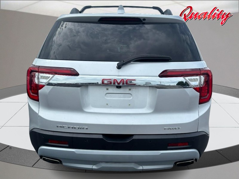 GMC Acadia Vehicle Image 04