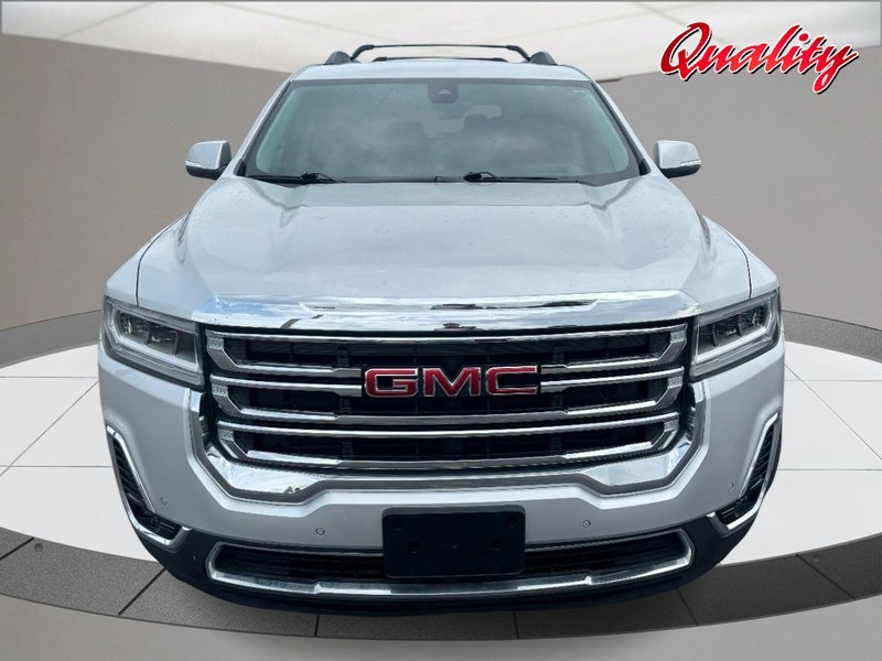 GMC Acadia Vehicle Image 10