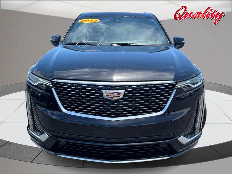 Cadillac XT6 Vehicle Full-screen Gallery Image 10