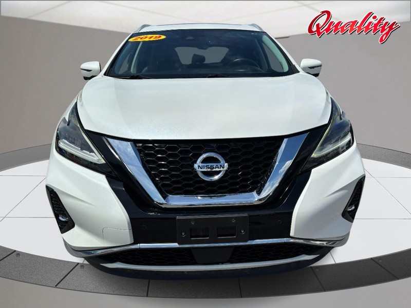 Nissan Murano Vehicle Image 10