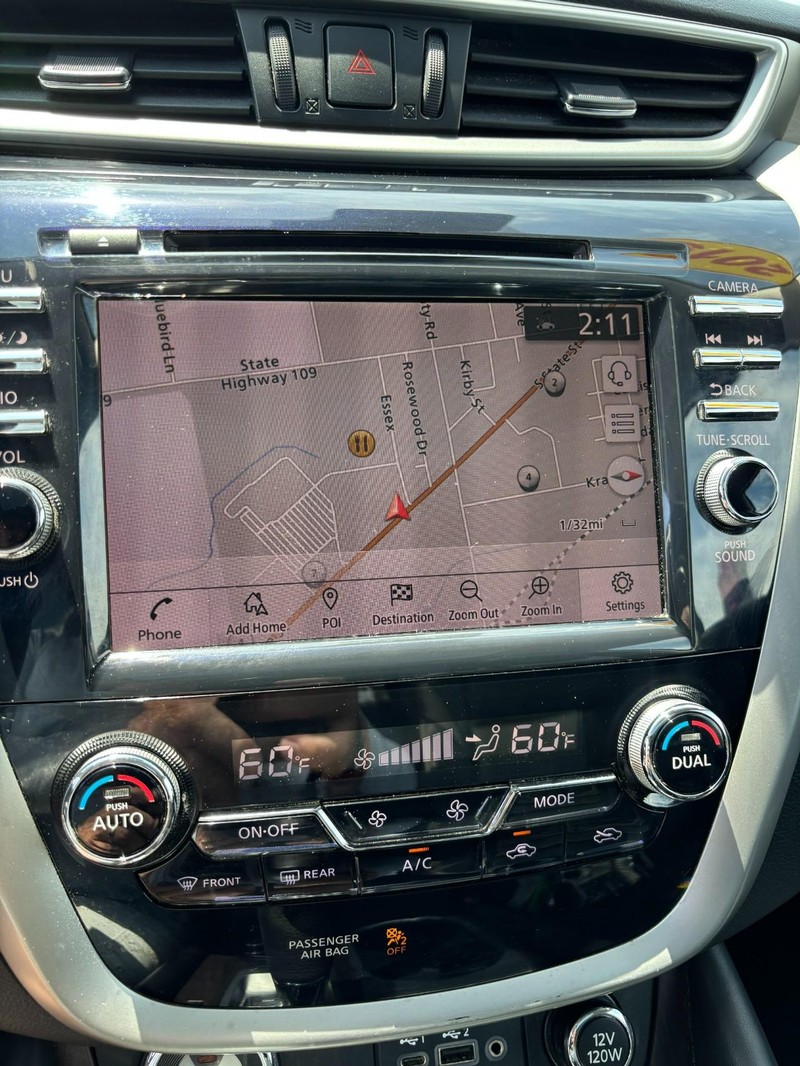 Nissan Murano Vehicle Image 20