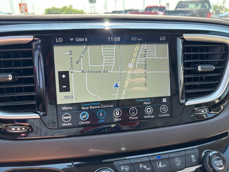 Chrysler Pacifica Vehicle Image 20