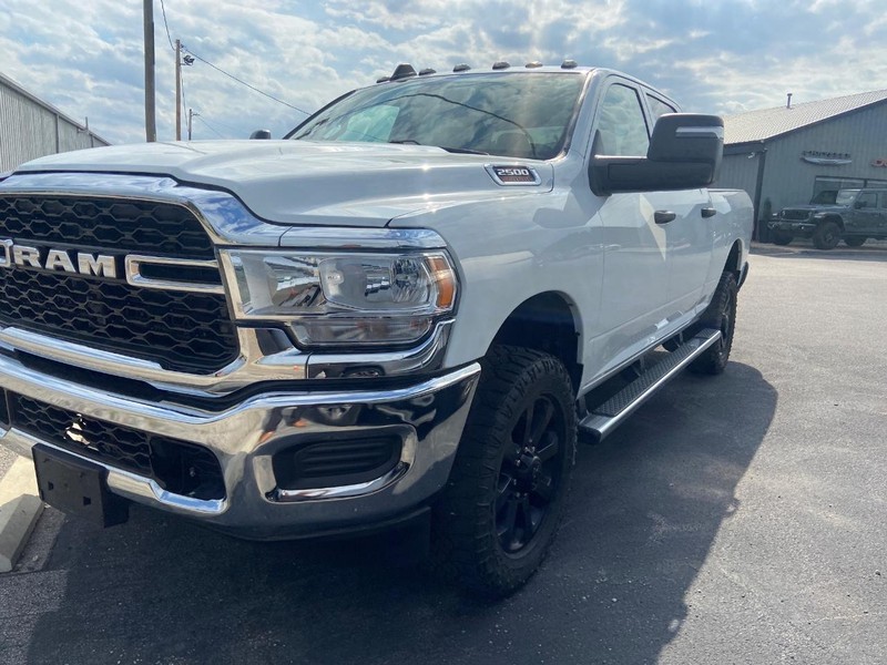 Ram 2500 Vehicle Image 03