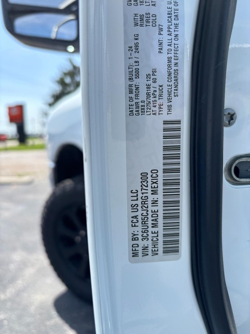 Ram 2500 Vehicle Image 17