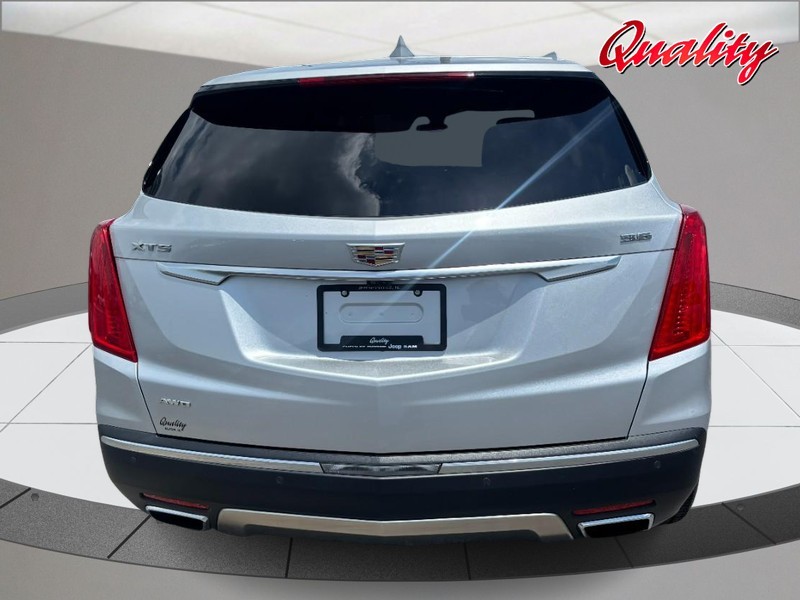 Cadillac XT5 Vehicle Image 04