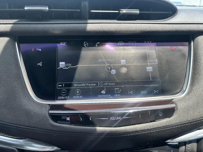 Cadillac XT5 Vehicle Image 19
