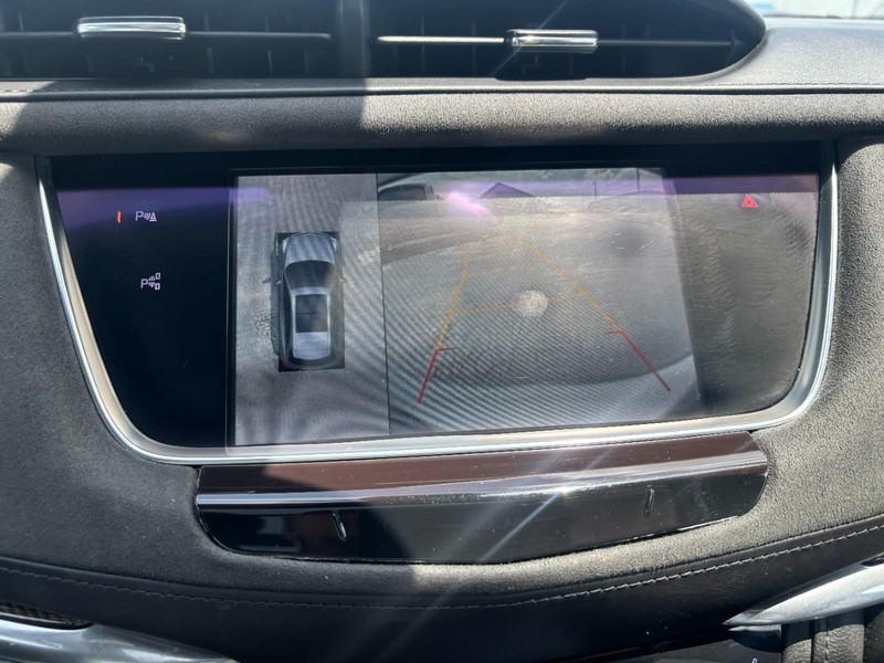 Cadillac XT5 Vehicle Image 20