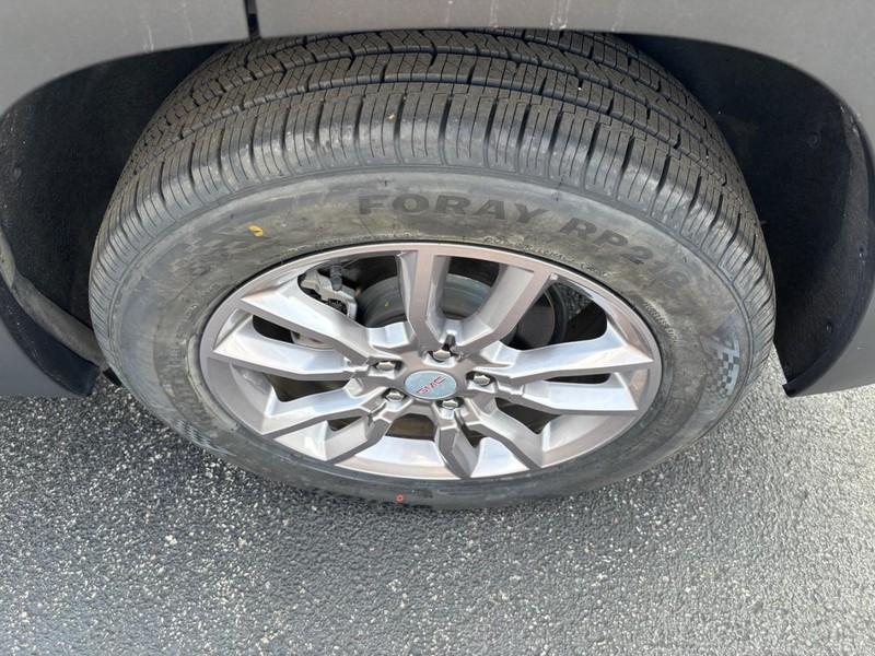 GMC Terrain Vehicle Image 07