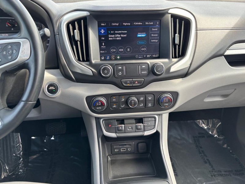 GMC Terrain Vehicle Image 15