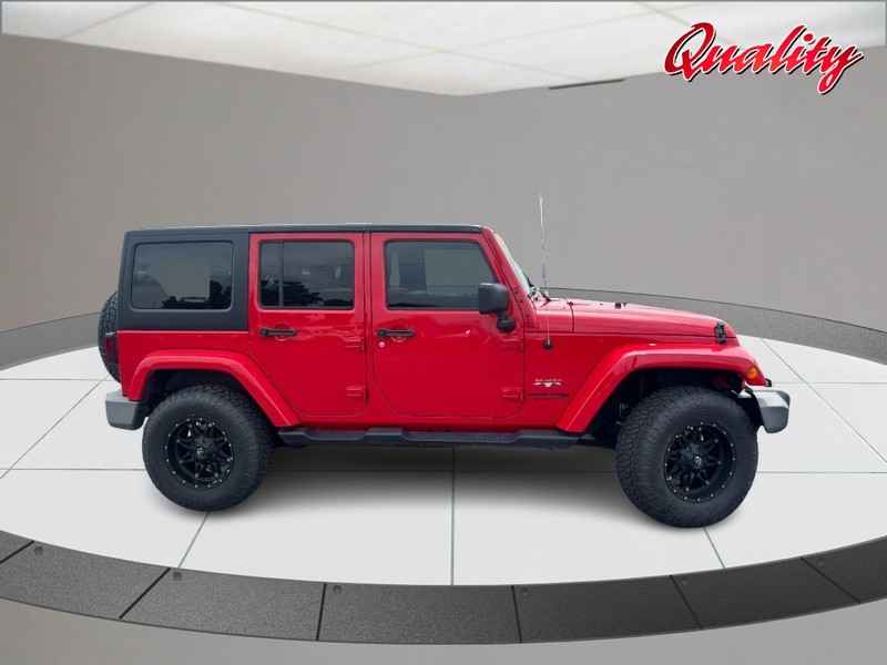 Jeep Wrangler JK Unlimited Vehicle Image 02