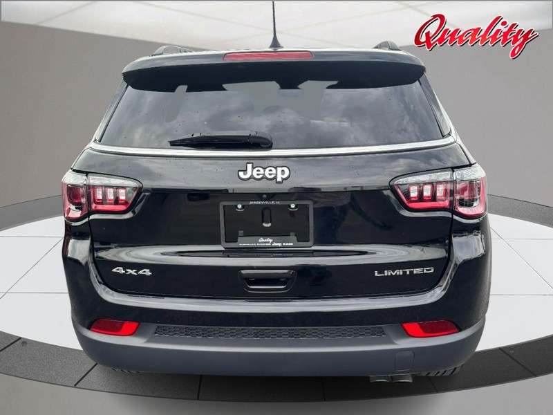 Jeep Compass Vehicle Image 04