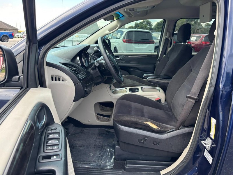 Dodge Grand Caravan Vehicle Image 08