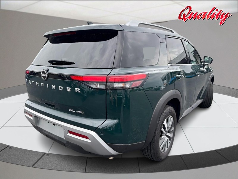 Nissan Pathfinder Vehicle Image 03