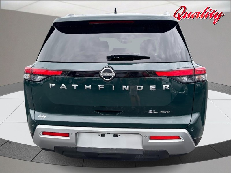 Nissan Pathfinder Vehicle Image 04