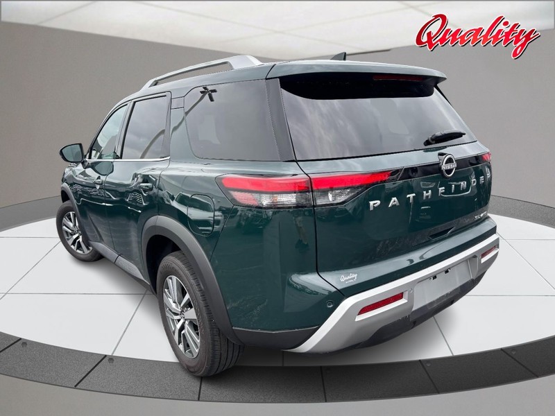 Nissan Pathfinder Vehicle Image 05