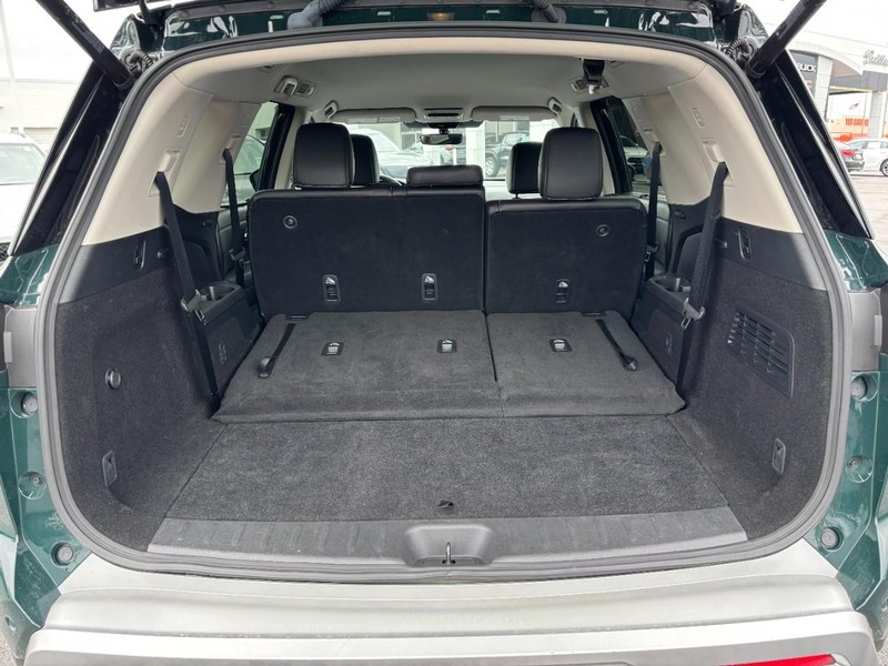 Nissan Pathfinder Vehicle Image 06