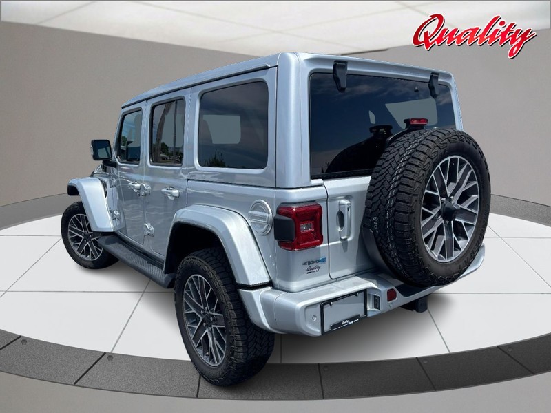 Jeep Wrangler 4xe Vehicle Image 05