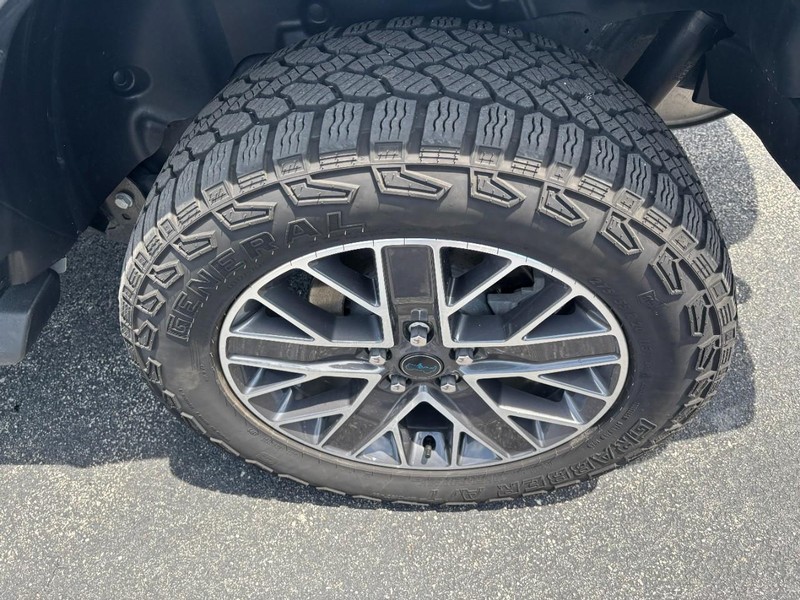Jeep Wrangler 4xe Vehicle Image 07