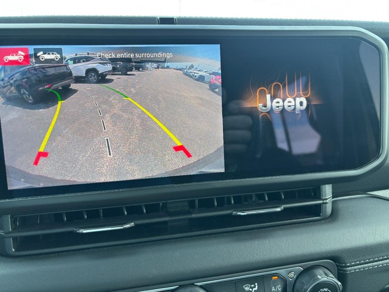 Jeep Wrangler 4xe Vehicle Image 20