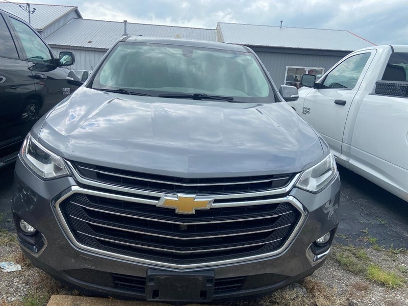 Chevrolet Traverse Vehicle Full-screen Gallery Image 02