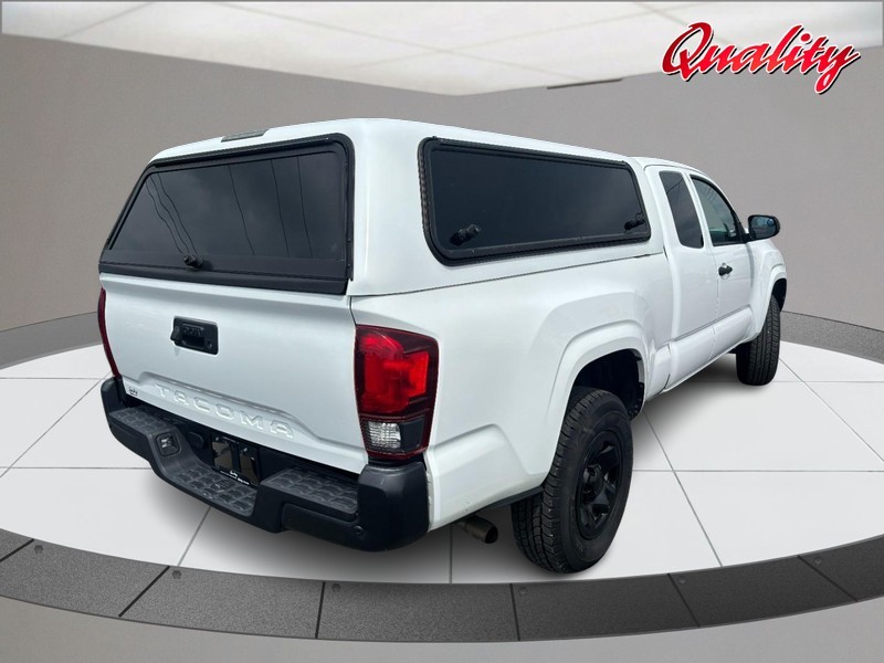 Toyota Tacoma 2WD Vehicle Image 03